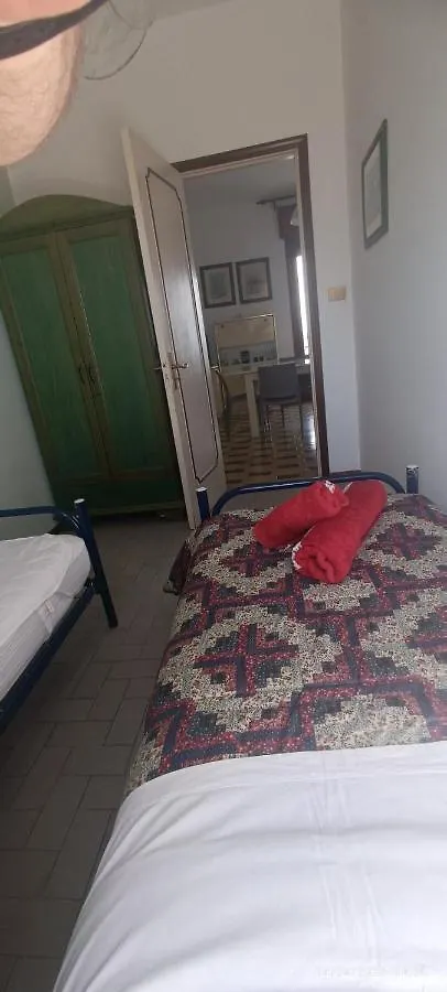 بيت للعطل فيلا La Timpa أتشيريالي