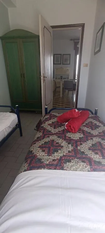 فيلا La Timpa أتشيريالي 0*,
