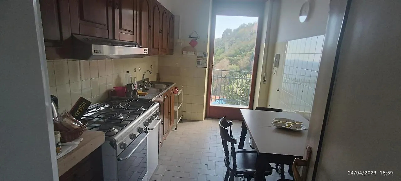 بيت للعطل فيلا La Timpa أتشيريالي